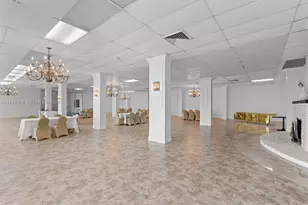 7135 Collins Ave, Miami Beach, FL 33141 - Photo 35