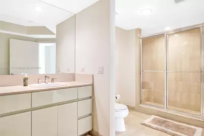 3000 Island Blvd #903, Aventura, FL 33160 - Photo 13