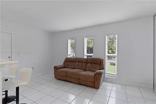 6310 SW 79th St, South Miami, FL 33143 - Photo 5