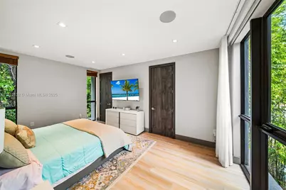 4185 Ventura Ave, Coconut Grove, FL 33133 - Photo 37