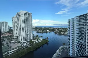 20505 E Country Club Dr, Aventura, FL 33180 - Photo 15