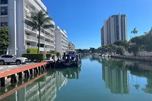 1650 NE 115th St, Miami, FL 33181 - Photo 3