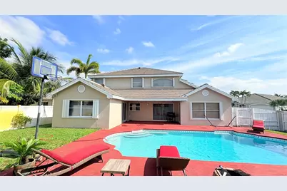 1002 NW 182nd Way, Pembroke Pines, FL 33029 - Photo 9