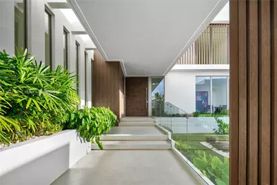 501 Palm Dr, Hallandale Beach, FL 33009 - Photo 7