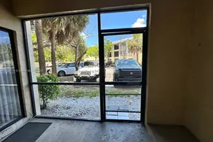 2445 SW 18th Terrace, Fort Lauderdale, FL 33315 - Photo 11