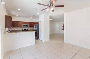 9045 W 33rd Ave, Hialeah, FL 33018 - Photo 7