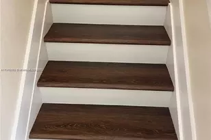 9045 W 33rd Ave, Hialeah, FL 33018 - Photo 13