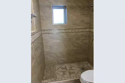 327 Menores Ave, Miami, FL 33134 - Photo 37