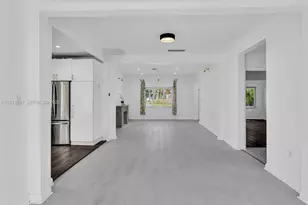 9324 Byron Ave, Surfside, FL 33154 - Photo 9