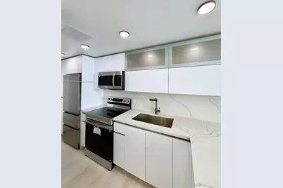 1000 West Ave #819, Miami Beach, FL 33139 - Photo 7