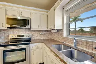 1943 Monroe St, Hollywood, FL 33020 - Photo 7