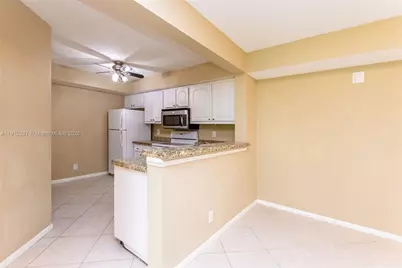5721 Riverside Dr #202B5, Coral Springs, FL 33067 - Photo 17
