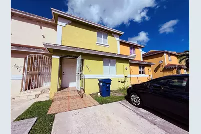 2243 NW 135th Ter #2243, Opa-Locka, FL 33054 - Photo 3