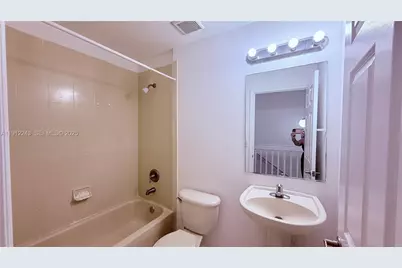 2243 NW 135th Ter #2243, Opa-Locka, FL 33054 - Photo 13