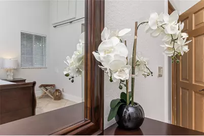 302 Balboa St #0, Hollywood, FL 33019 - Photo 23