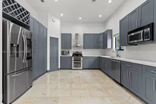 15871 SW 141st St, Miami, FL 33196 - Photo 11