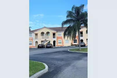 1666 SE 27th Ct #205, Homestead, FL 33035 - Photo 5