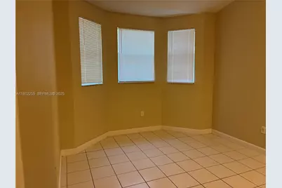 1666 SE 27th Ct #205, Homestead, FL 33035 - Photo 9