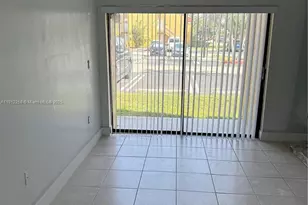 15630 SW 80th St, Miami, FL 33193 - Photo 3