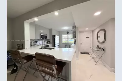 900 SW 128th Ave #105D, Pembroke Pines, FL 33027 - Photo 7