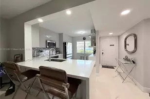 900 SW 128th Ave, Pembroke Pines, FL 33027 - Photo 7