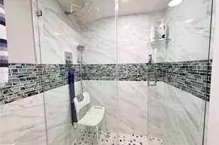 900 SW 128th Ave, Pembroke Pines, FL 33027 - Photo 17