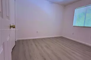 63 SE 3rd Ave, Hallandale Beach, FL 33009 - Photo 21