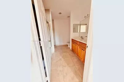 63 SE 3rd Ave #2, Hallandale Beach, FL 33009 - Photo 13