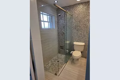 8090 W 18 Ct #0, Hialeah, FL 33014 - Photo 9