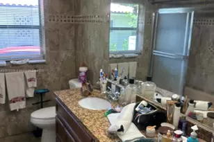 8835 NE 9th Ct, Miami, FL 33138 - Photo 15