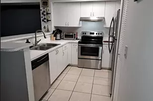 12136 St.Andrews Pl, Miramar, FL 33025 - Photo 5