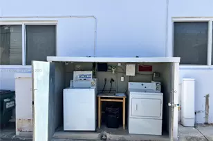 7440 Byron Ave, Miami Beach, FL 33141 - Photo 15