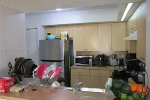 18890 NW 57th Ave, Hialeah, FL 33015 - Photo 7