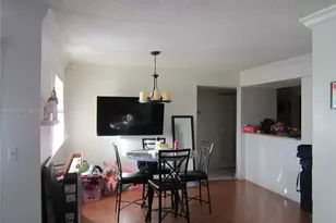 18890 NW 57th Ave, Hialeah, FL 33015 - Photo 5