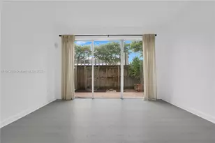 10900 SW 104th St, Miami, FL 33176 - Photo 5