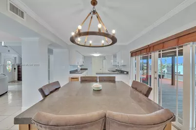 815 NW 126th Ct #815, Miami, FL 33182 - Photo 9