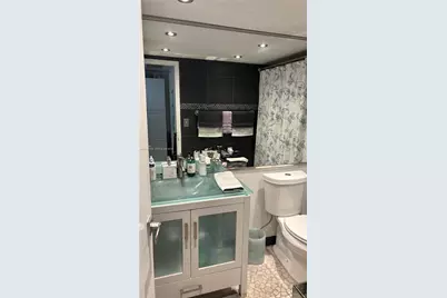 5700 Collins Ave #11B, Miami Beach, FL 33140 - Photo 17