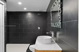 1745 NE 182nd St, North Miami Beach, FL 33162 - Photo 27