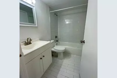 770 Claughton Island Dr #1715, Miami, FL 33131 - Photo 5