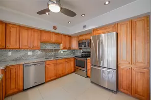 400 Diplomat Pkwy, Hallandale Beach, FL 33009 - Photo 13