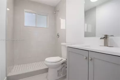 1750 NE 52nd St, Fort Lauderdale, FL 33334 - Photo 19