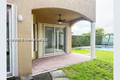 1621 Diplomat Dr, Miami, FL 33179 - Photo 23