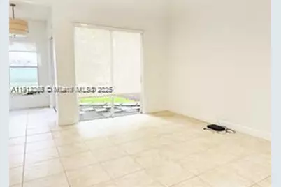 1621 Diplomat Dr, Miami, FL 33179 - Photo 21