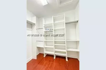 1621 Diplomat Dr, Miami, FL 33179 - Photo 5