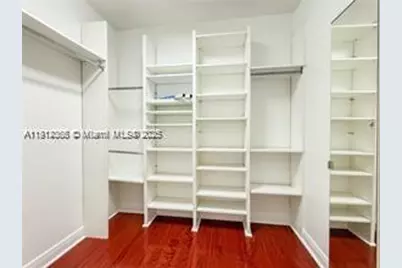 1621 Diplomat Dr, Miami, FL 33179 - Photo 3