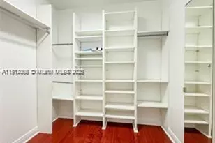 1621 Diplomat Dr, Miami, FL 33179 - Photo 3