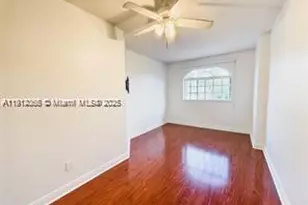 1621 Diplomat Dr, Miami, FL 33179 - Photo 11