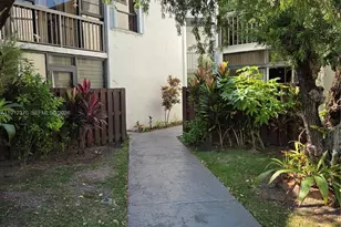 9433 Fontainebleau Blvd, Miami, FL 33172 - Photo 43