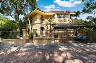 2997 Day Ave, Miami, FL 33133 - Photo 1