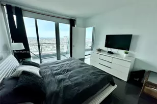 92 SW 3rd St, Miami, FL 33130 - Photo 11